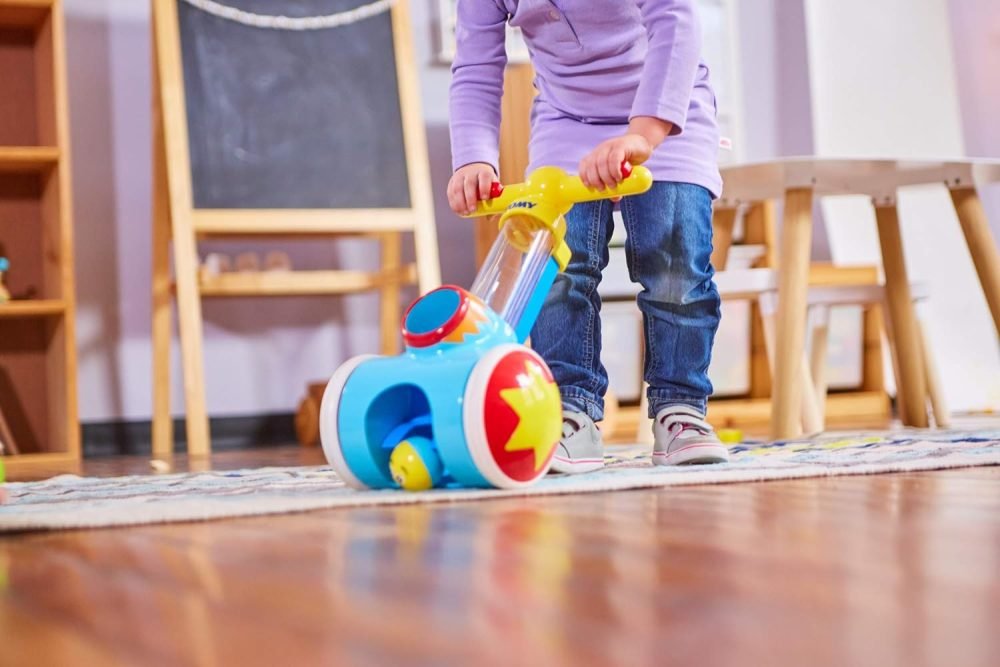 TOMY Toomies Pic and Pop Push Along Baby Toy - Image 7