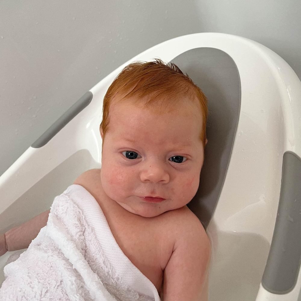 Nuby Newborn Baby Bath with Built in Anti-Slip Support - Image 7