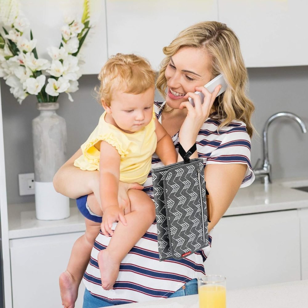 BABEYER Portable Nappy Changing Mat - Image 4