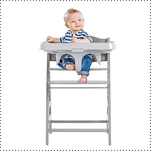 The Alpha Tray is installed with only a few moves onto the hauck Alpha+ grow-along highchair